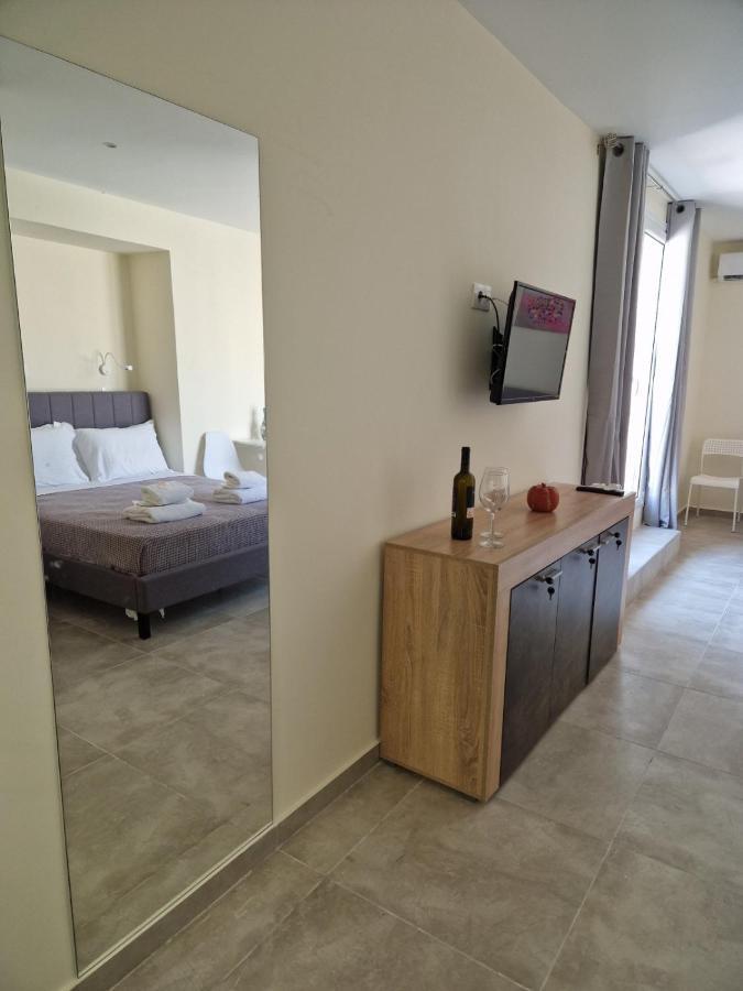 Ermou Studio Apartment Atina Dış mekan fotoğraf